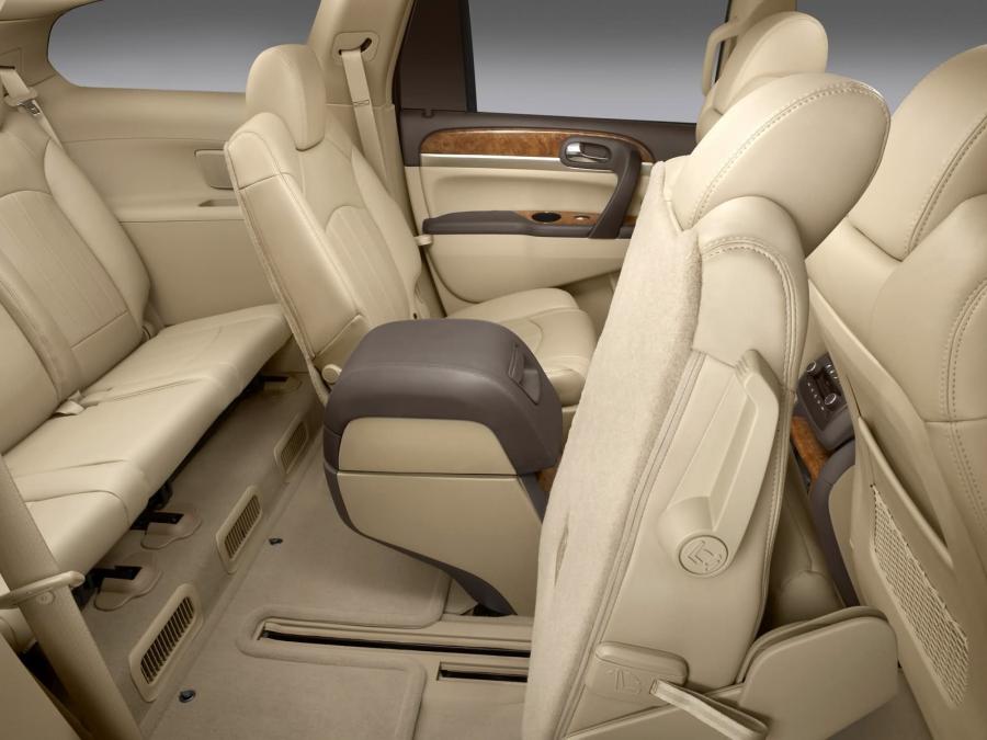  Buick Enclave CXL 2008 года  (фото 30 из 83)